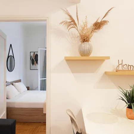 Apartment ευρύχωρο στο κουκάκι Athens